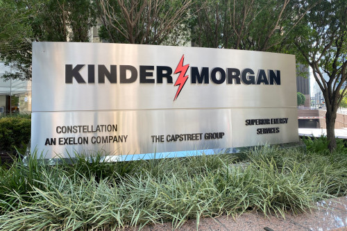 Pipeline operator Kinder Morgan misses first-quarter profit estimates