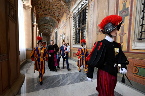 Vatican holds ‘cordial’ talks with Vance after criticisms of Trump policies