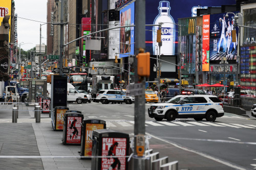 New York City police say to avoid Times Square due to investigation