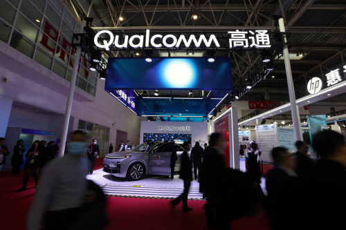 Qualcomm forecasts first-quarter results above estimates as AI drives smartphone upgrades 