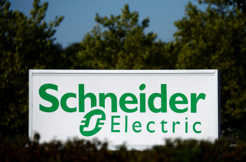 Schneider Electric seals $2.3 billion in US data centre deals to power AI boom