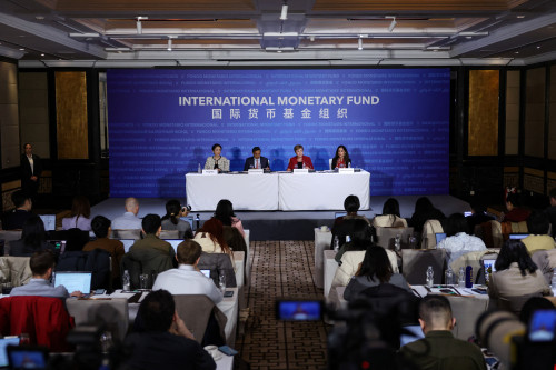 IMF urges China to take the ‘brave choice’: curb exports, boost consumption