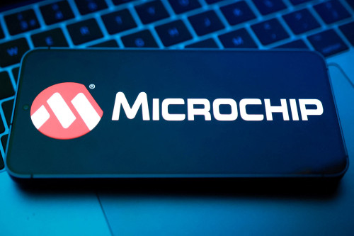 Microchip Tech forecasts quarterly profit below estimates as memory shortages bite