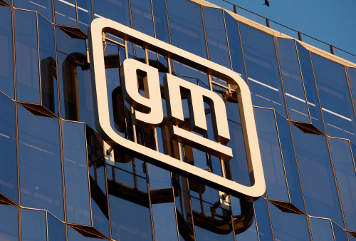 GM, LG retool Tennessee battery plant for energy storage batteries, recall laid-off workers