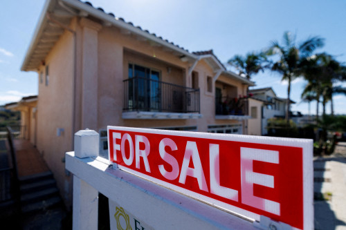 US mortgage rates edge down to 6.51%, MBA says