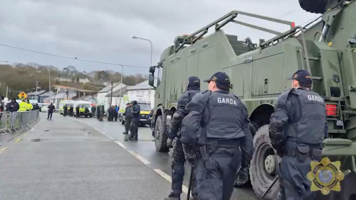 Irish police clear blockades as Dublin acts to soften fuel price blow