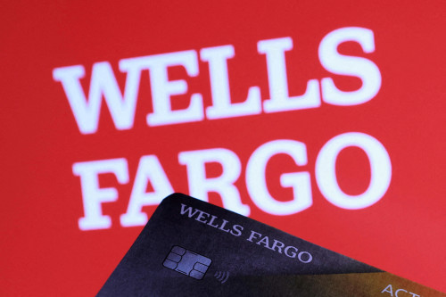 Wells Fargo interest income misses estimates, shares fall