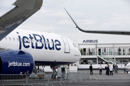 Analysis-Will abandoning American help JetBlue’s Spirit merger? Not by much