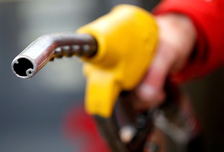 Oil prices up 3% to 9-week high on supply concerns