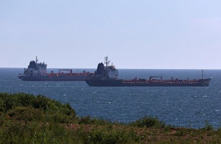 Oil prices rise as tight supply outlook offsets demand woes