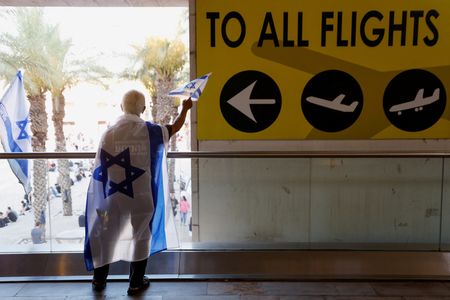 Major airlines suspend flights after attack on Israel