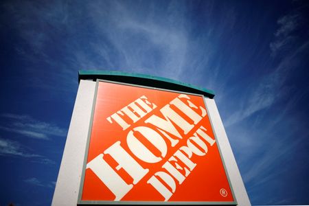 Home Depot tops estimates as customers spend on small projects