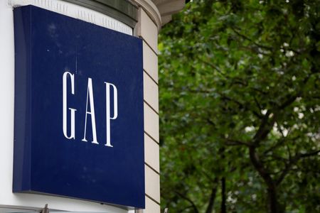 Gap shares jump 30% to extend months-long bet on new CEO’s revival effort